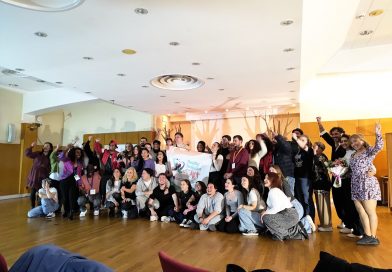 From Expression to Movement: A Collective Performance of Emotion